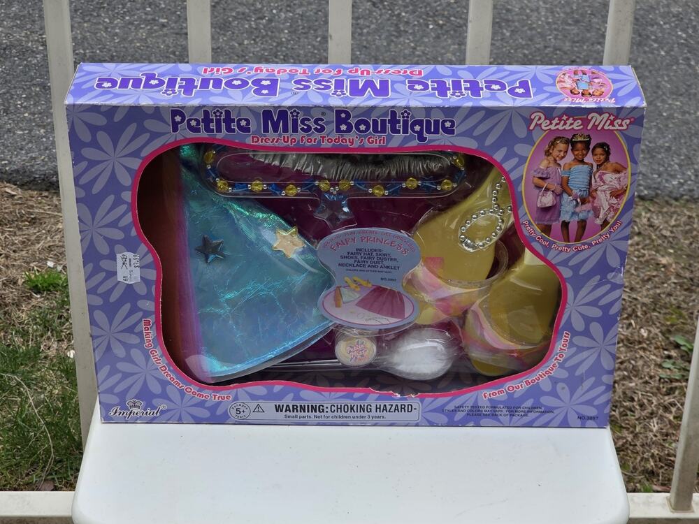 VTG Imperial Petite Miss Boutique Set 2003 Dress Up Play Pretty Princess NIB Nos